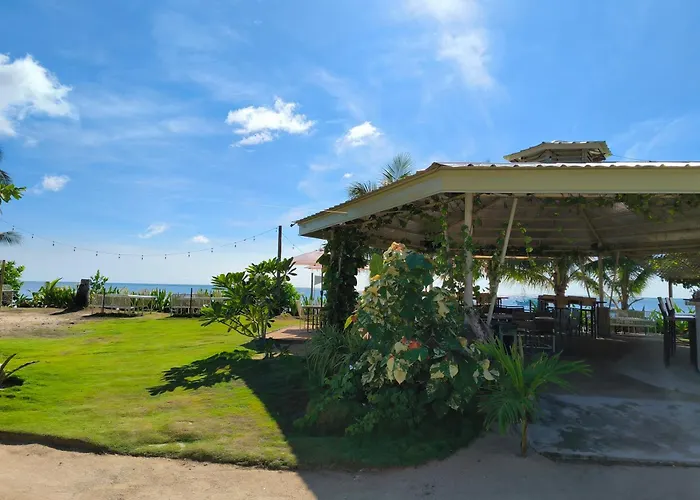 Yama Apartments - Private Beachfront