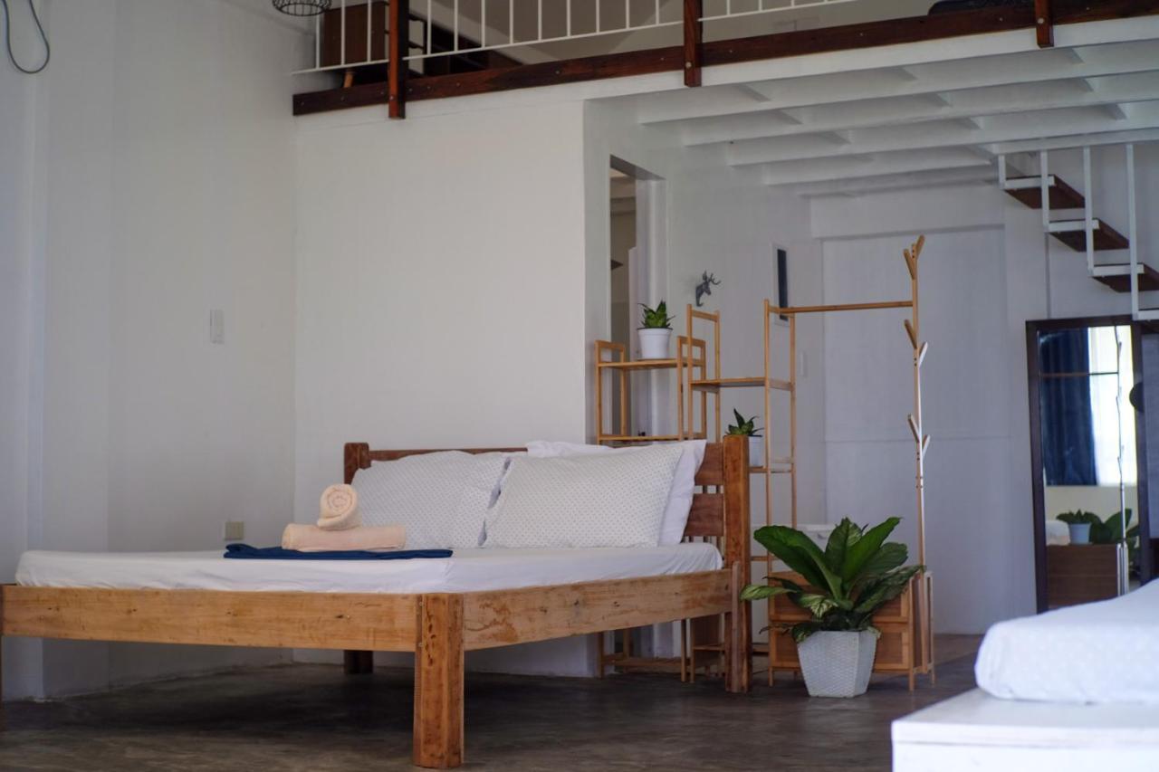 Yama - Private Beachfront *