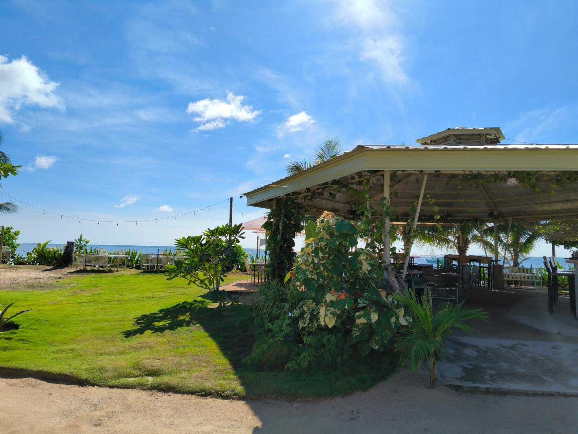 Yama - Private Beachfront