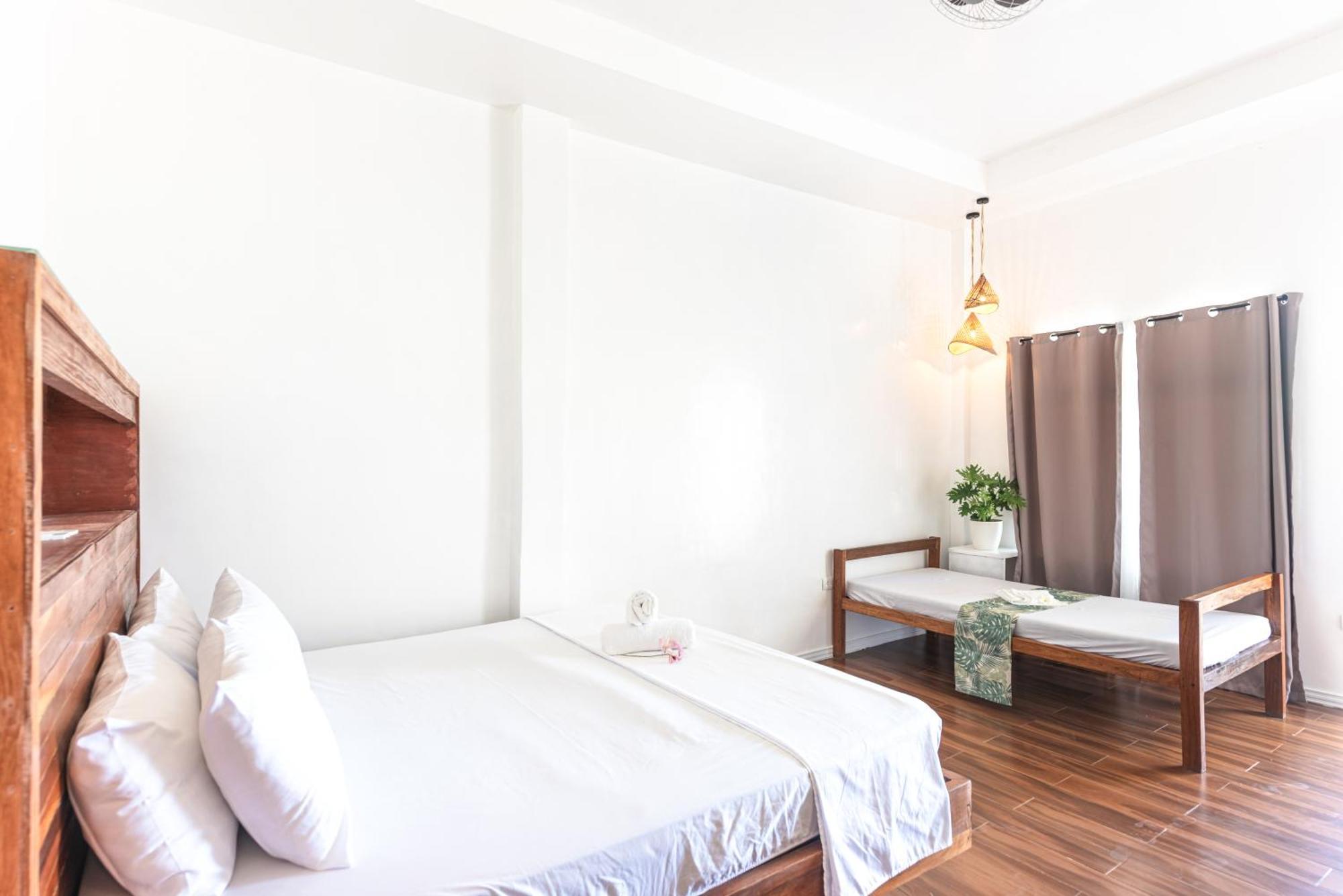 Yama - Private Beachfront *