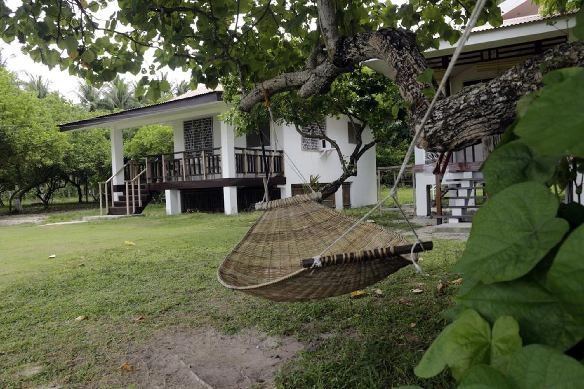 Yama - Private Beachfront * General Luna (Surigao del Norte)